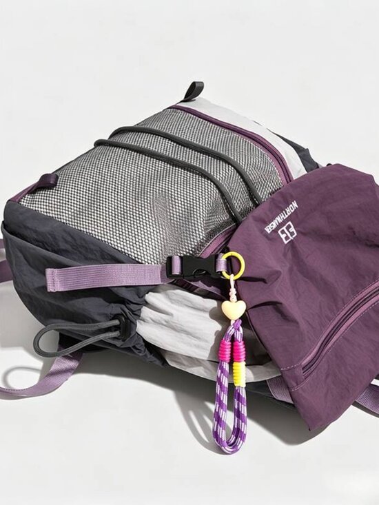 Fashionable Womens Backpack Lightweight Versatile Travel Daypack